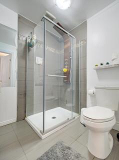 Spacious 2-Bedroom Apartment - Montréal - 3