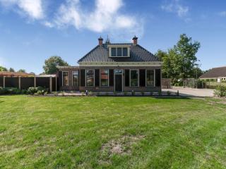 Holiday Home with bubble bath, cleaning included - Kootstertille - 1
