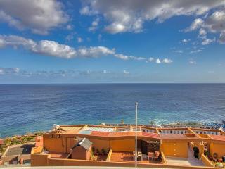 Apartment in Radazul with Stunning Sea Views, cleaning included - 3