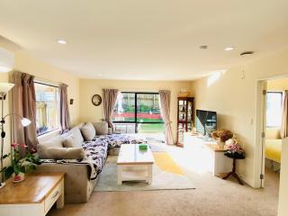 Sunny Room in West Auckland - Shared bathroom - Auckland - 8