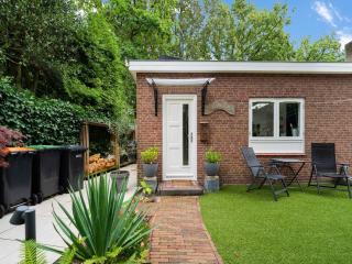 Holiday Home in Bergen near the Beach, cleaning included - Bergen - 3