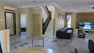 Kuantan Tok Sira Spacious 5 Rooms Bangalow near Teluk Cempedak - 3