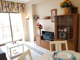 Apartment in Fuengirola by Mediterranean Beach, cleaning included - Fuengirola - 1