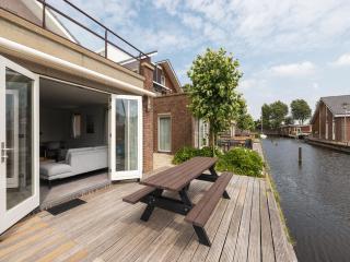 Holiday home with jetty near Amsterdam, cleaning included - Uitgeest - 5