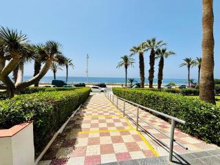 Apartamento en primera línea de playa, cleaning included - 3