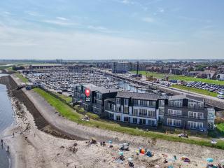 Apartment with a view of the marina, cleaning included - Sint Annaland - 6
