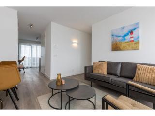 Apartment with a view of the marina, cleaning included - Sint Annaland - 3