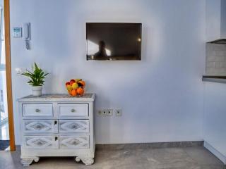Apartment in Conil near Scenic Beaches, cleaning included - Cadice - 4