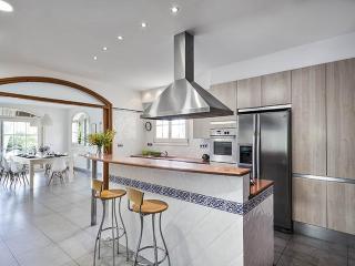 Holiday Home in Garriguella with Private Pool, cleaning included - Garriguella - 8