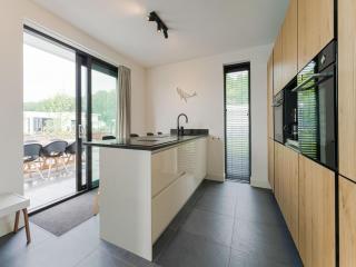 Luxury villa near the Harderbos, cleaning included - Zeewolde - 8