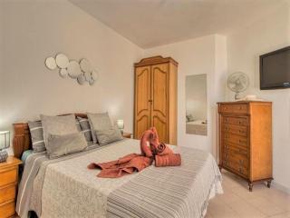 Apartment in Adeje near Playa Fañabé, cleaning included - - 2