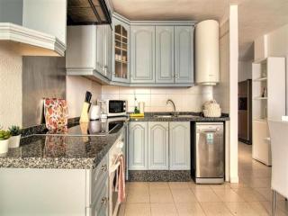 Apartment in Adeje near Playa Fañabé, cleaning included - - 6