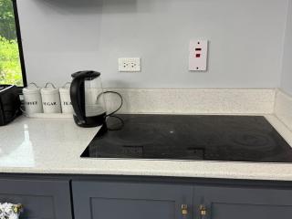 Hillside Haven - Kingston - 9