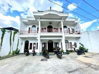 Yani Guesthouse - Bukittinggi - 0
