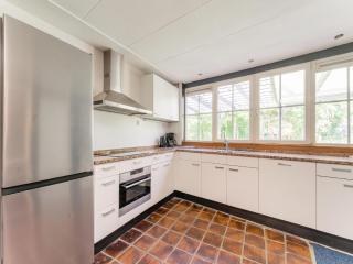 Holiday Home in Gelderland near Den Bramel, cleaning included - Lochem - 7