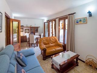 Apartment in Boí near Ski Slopes, cleaning included - Bohí - 0