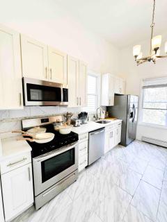 NYC 20 Min WD 4 BDRM Luxury at Great Value - North Bergen - 7