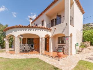 Villa in Calonge with Pool and Mountain Views, cleaning included - Calonge - 0
