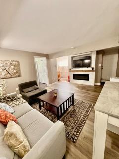 Private walkout basement apt - Lower Sackville - 0