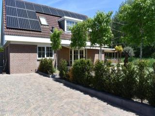 Chic Villa Getaway Near Forest, cleaning included - Zeewolde - 5