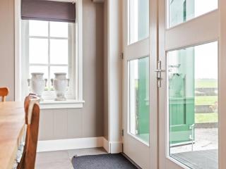Family Retreat with EV Charger, cleaning included - Middenbeemster - 3