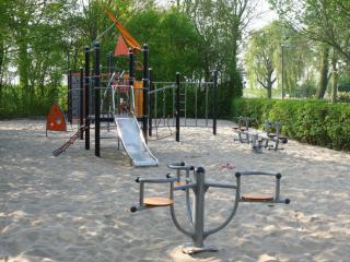 Enjoy a 6-person bungalow, cleaning included - Zevenhuizen - 4