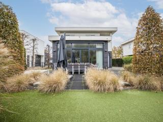 Modern Villa in Harderwijk with bubble bath, cleaning included - Zeewolde - 4