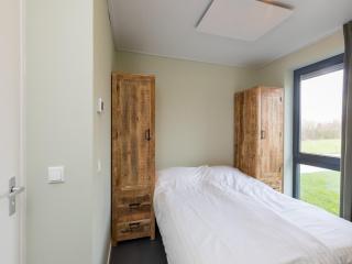 Holiday Home in Schorre near Beach & Dunes, cleaning included - Vrouwenpolder - 3