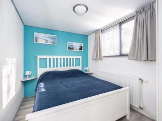Chalet in Goedereede near North Sea Beach, cleaning included - Goedereede - 7