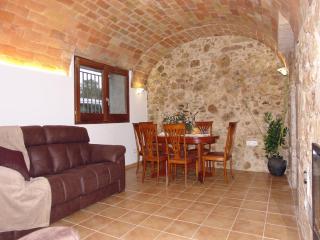 Villa in Figueres with Private Pool, cleaning included - Llers - 6