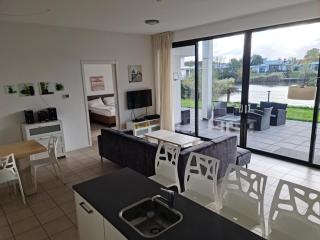 Prime villa with terrace and jetty, cleaning included - Zeewolde - 5