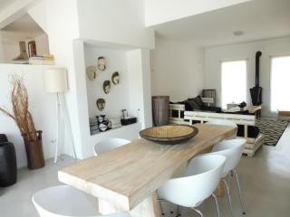 Villa in Cala Tarida with swimming pool, cleaning included - Cala Tarida - 0