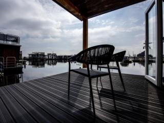 Modern houseboat with view of the Lake, cleaning included - Offingawier - 6