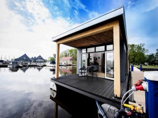 Modern houseboat with view of the Lake, cleaning included - Offingawier - 9