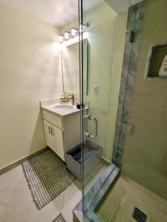 30 min to NYC Stylish Studio WD - Mount Vernon - 5