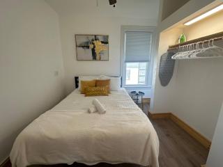 GREAT VALUE 2 Bedroom Apt with 4 Beds SW4 - Johnstown - 5