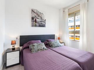 Benidorm Apartment with Pool Stay, cleaning included - Benidorm - 6