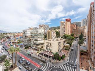 Benidorm Apartment with Pool Stay, cleaning included - Benidorm - 4