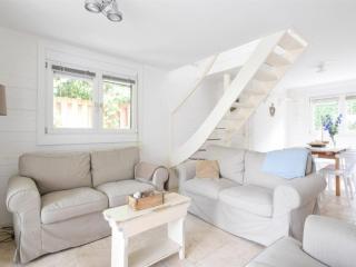 Cozy house with sauna, cleaning included - 0