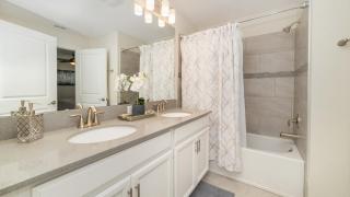Storey Lake Resort Vacation Townhome - includes resort clubhouse amenity access - Los Angeles - 1