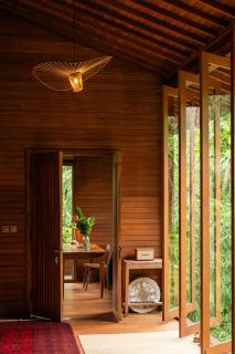 Japanese Ubud-Style Villa Near Pererenan, Canggu - Tumbak Bayuh - 9