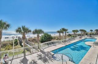 Oceanfront Crescent Shores Unit 106-Sleep12-4 bedrooms-6 beds-3 bathrooms - North Myrtle Beach - 8