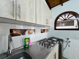 CASA FAMILAR frente al parque - Buga - 3