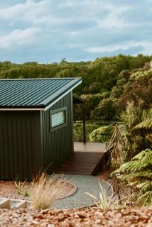 Beaks and Feathers Boutique Accommodation on Stewart Island - Stewart Island - 0