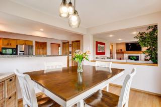 Walk to Rec Center Spacious Highlands Ranch Home - Littleton - 2