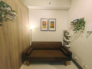 1BR Condotel with Balcony at FAME Residences #FM37-1 - Manila - 0