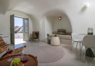 Kyrkos Collection - Oia - 4
