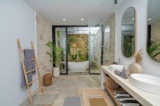 Villa Sosso 5BR Brand New Villa in Pererenan - Dalung - 2