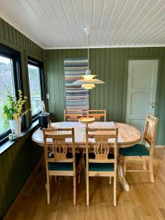 Retro Cabin In Scenic Sinnes Location - Tjørhom - 1