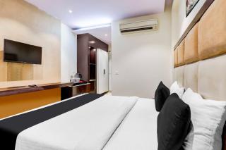Townhouse DLF Phase 2 Gurgaon - Gurgaon - 4